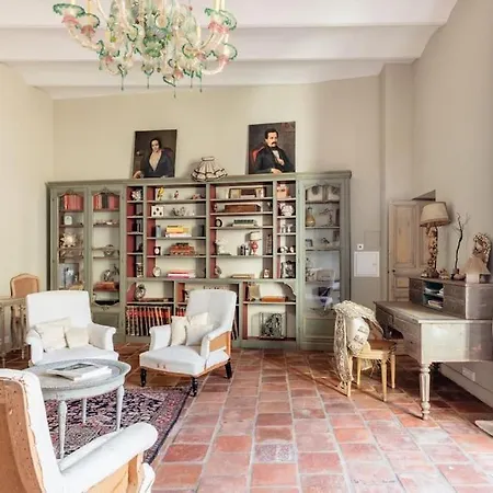 La Demeure Provençale Au Charme Suranné Villa