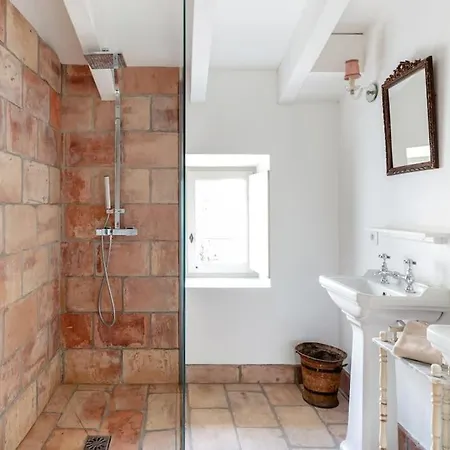 La Demeure Provençale Au Charme Suranné Villa