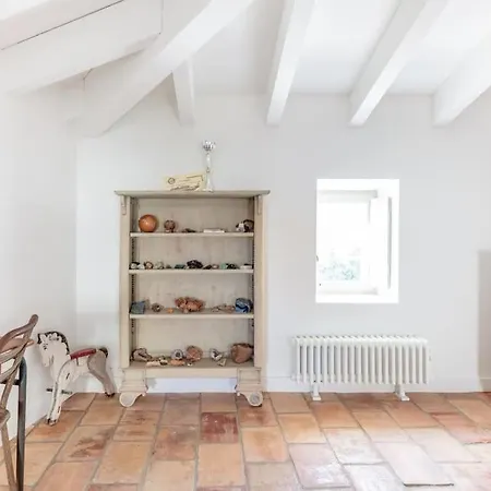 ヴィラ La Demeure Provencale Au Charme Suranne