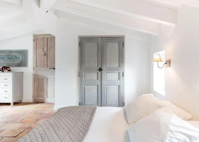 La Demeure Provencale Au Charme Suranne Βίλα *